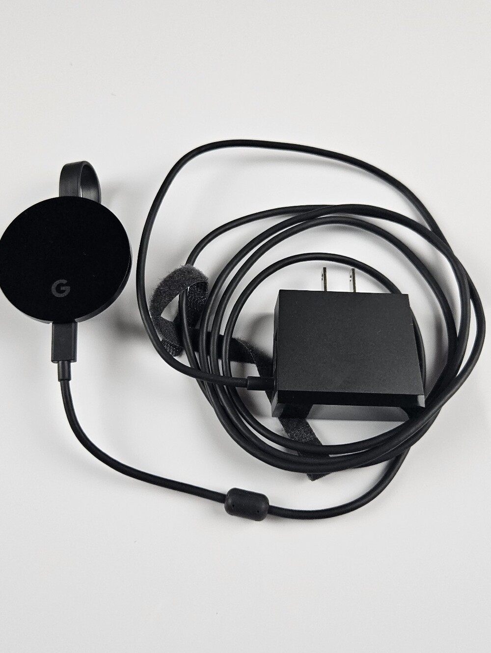 Google Chromecast 2nd Gen HDMI Streaming Media Player w/ OEM Power Adapter HDMI